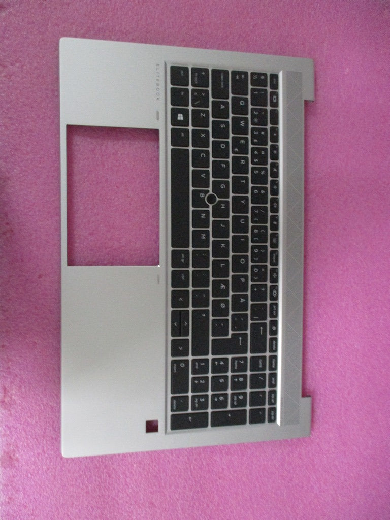 M21677-081